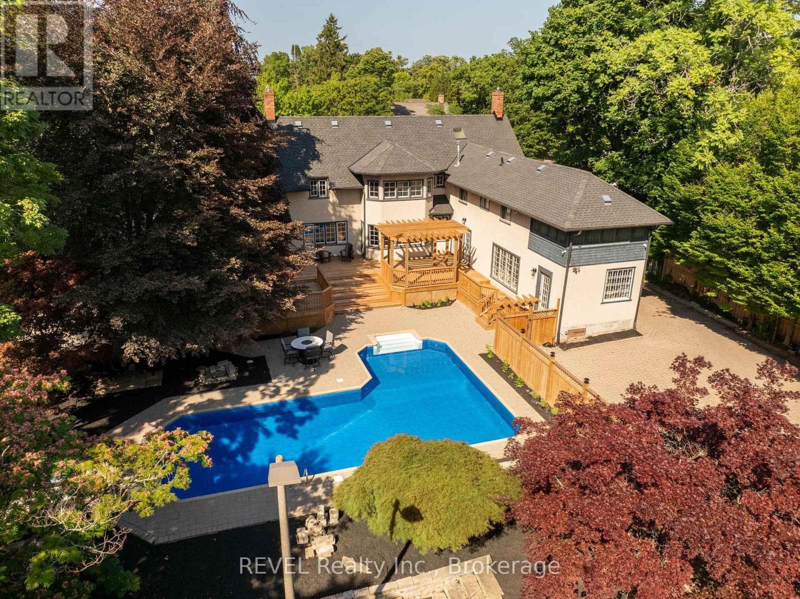 166 QUEEN STREET in