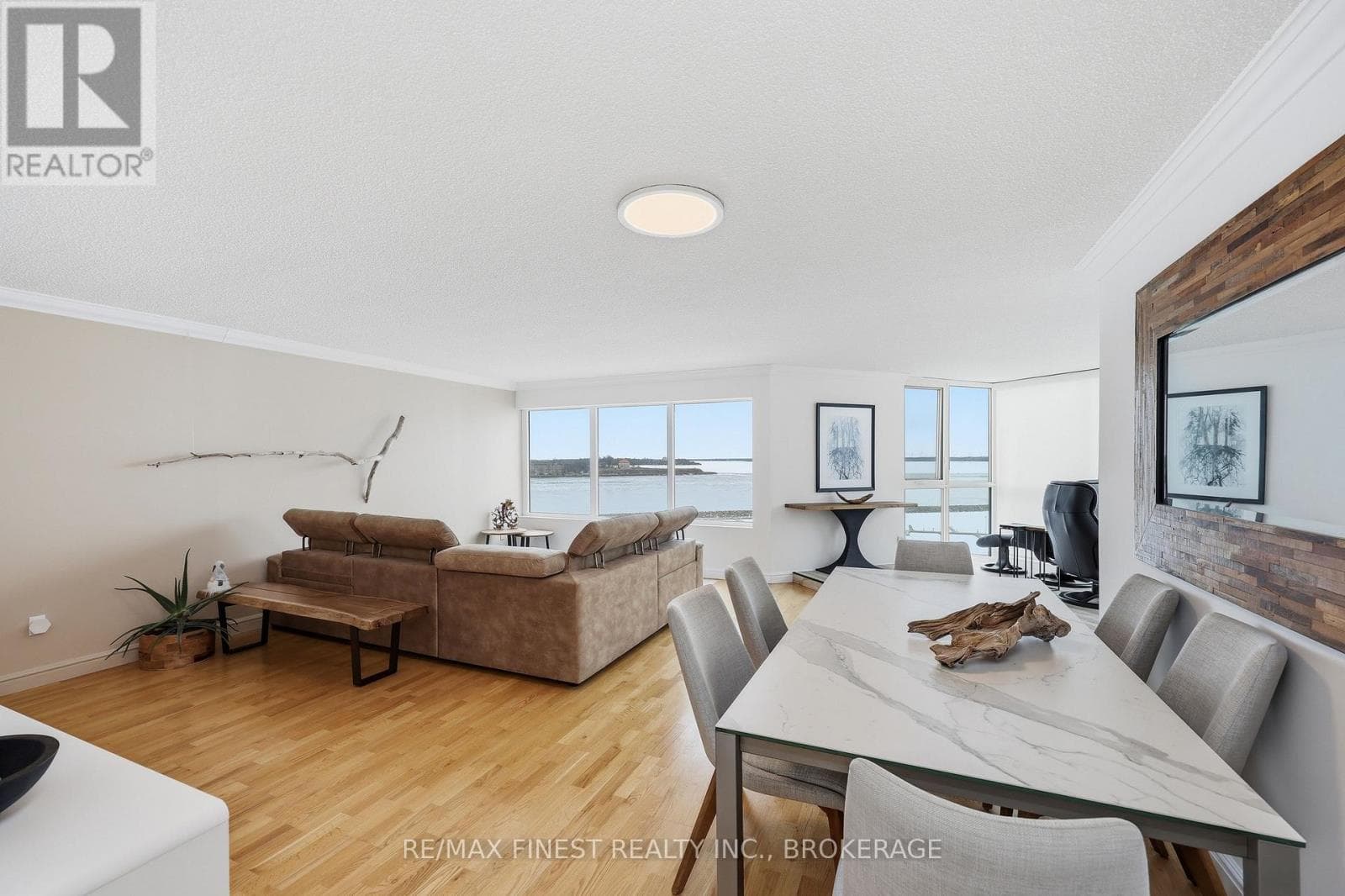 608 - 185 ONTARIO STREET in Sydenham