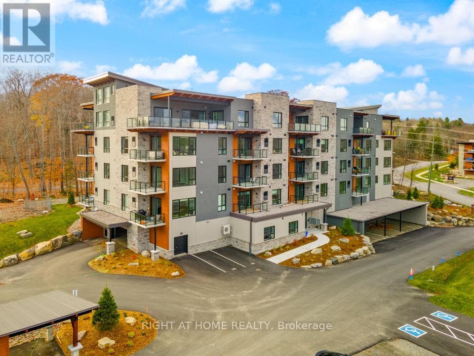 18 CAMPUS TRAIL UNIT 107 in