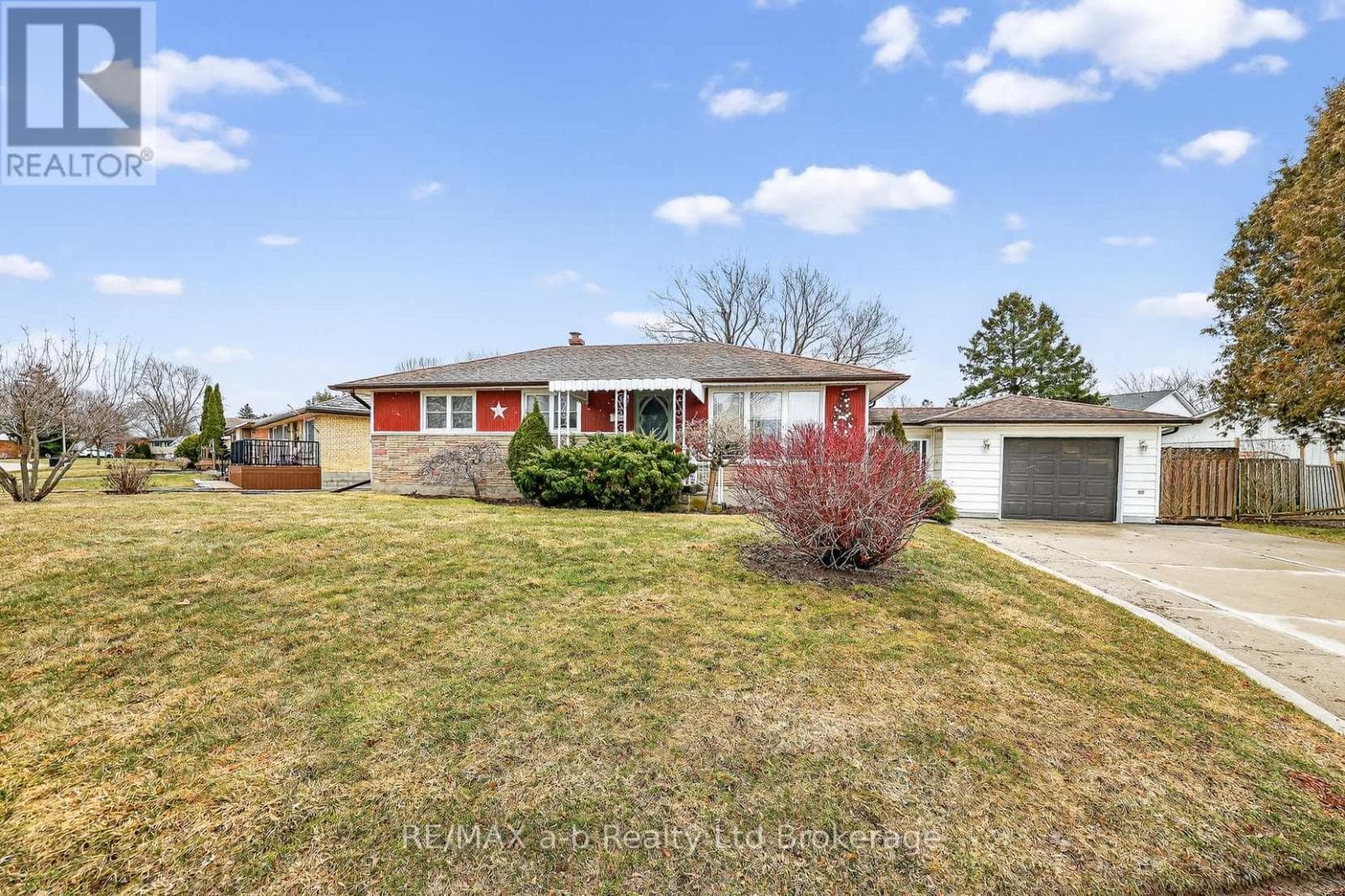 23 GLENN AVENUE in