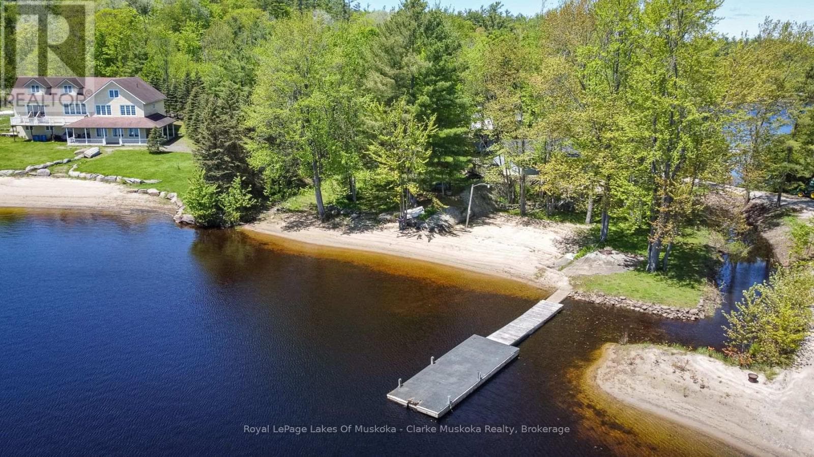525 HIAWATHA ROAD in