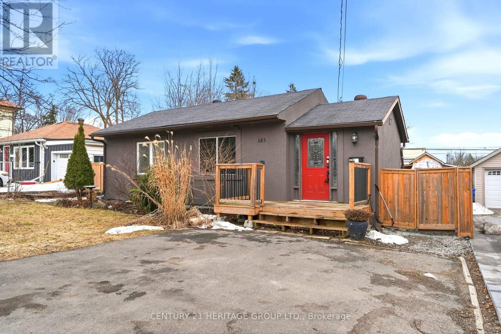 143 SILAS BOULEVARD in Keswick West