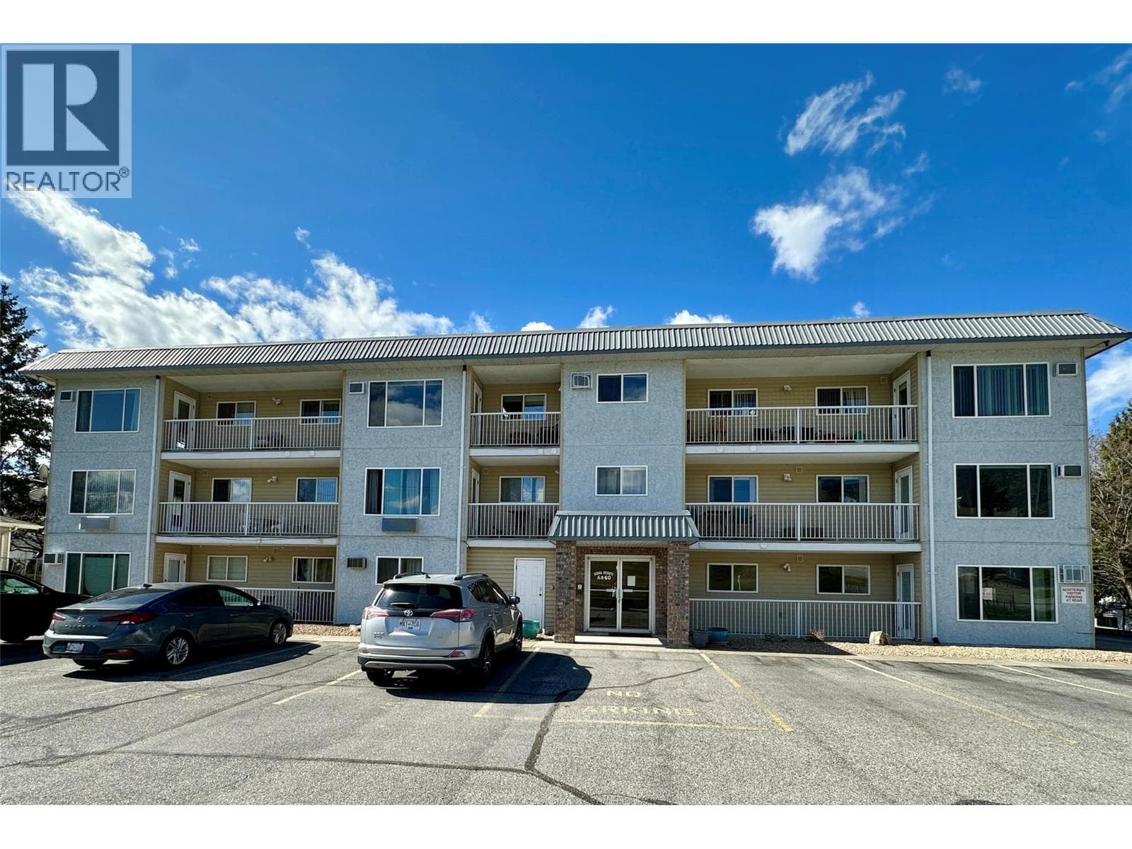 6840 89TH Street Unit# 208 in