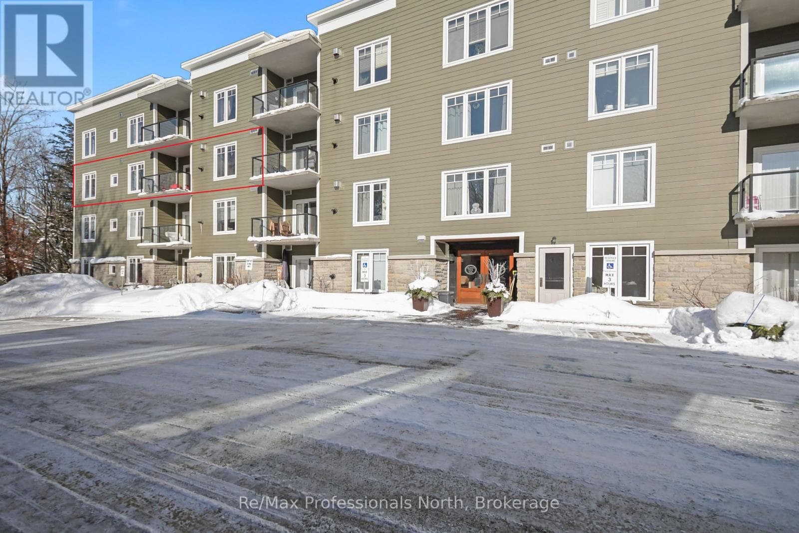 302 - 391 JAMES STREET W in