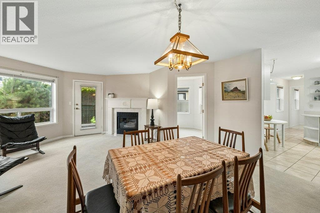 6514 Meadows Drive Unit# 4 in