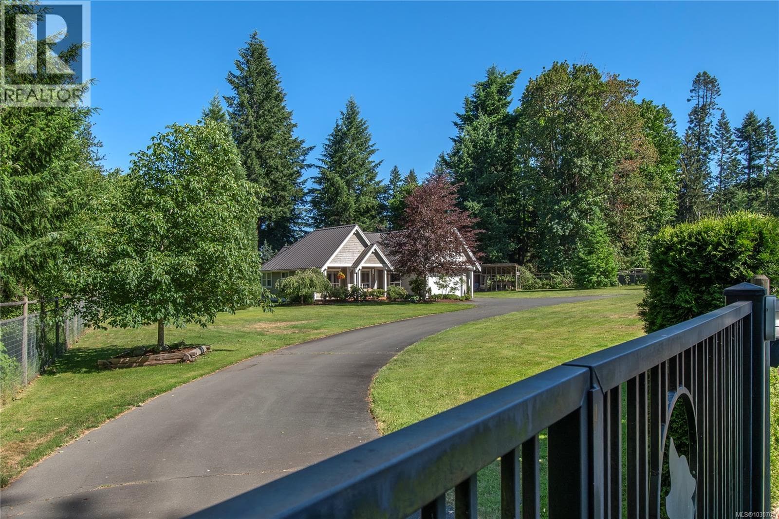 2435 CHARLEVILLE ROAD in
