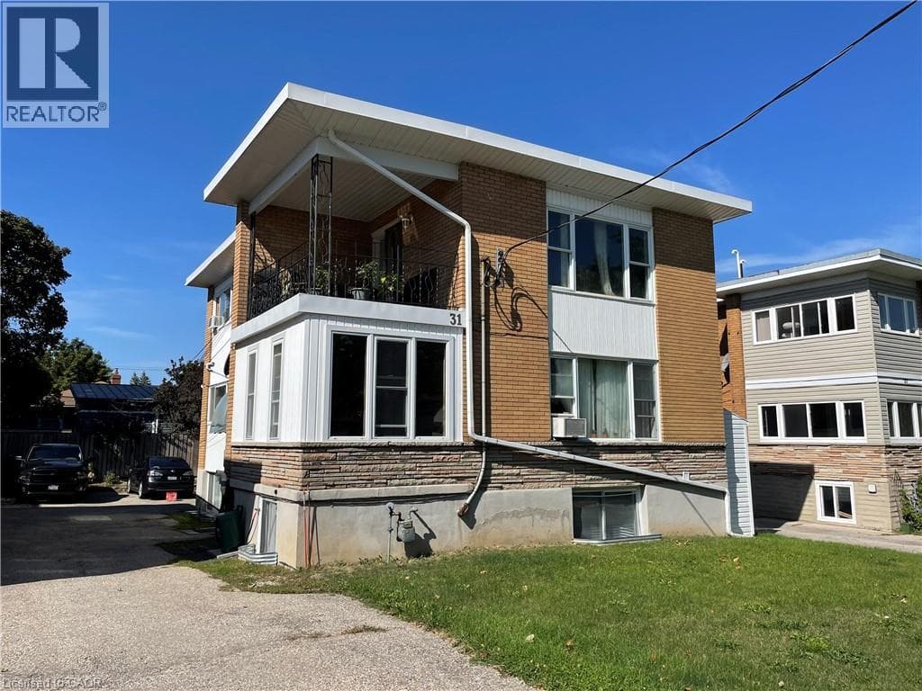 31 SOUTHDALE AVENUE in Downtown Kitchener and Area