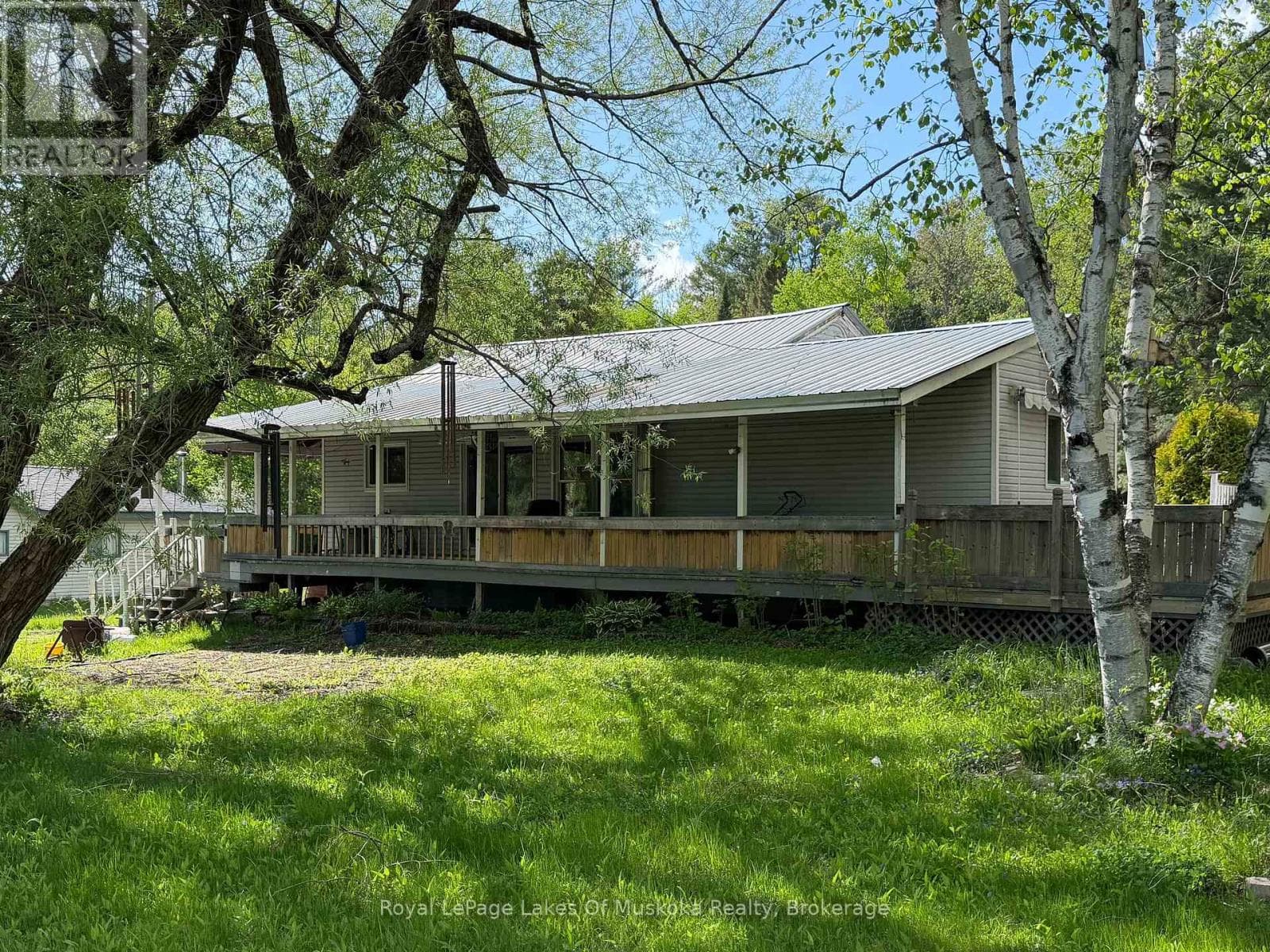 1071 NAISMITH ROAD in