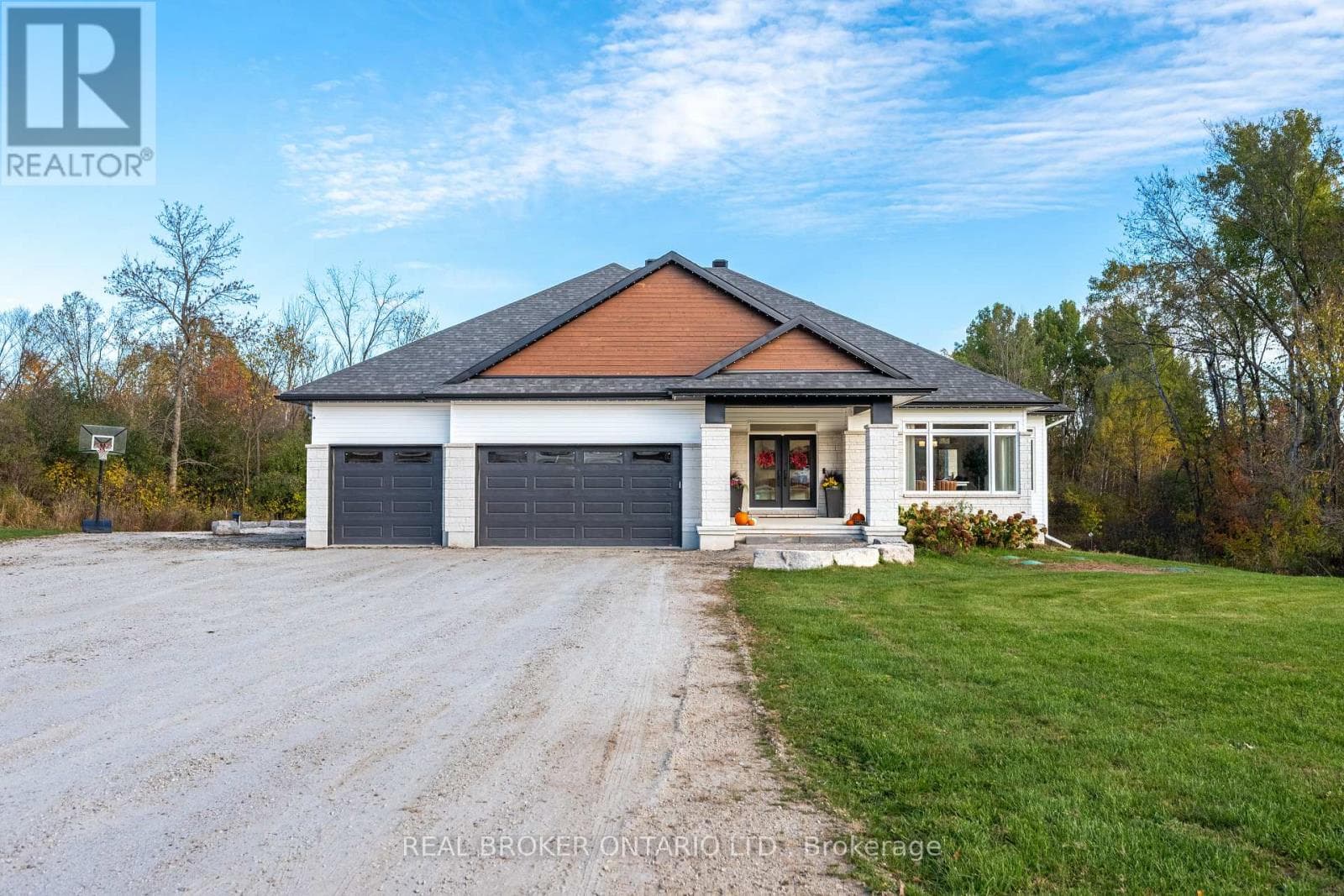 119 ERNEST WAY in
