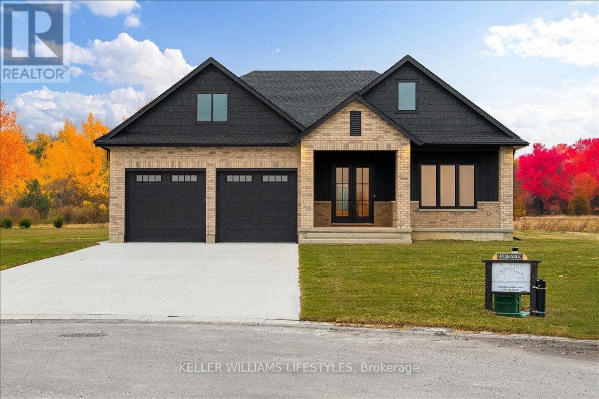 126 FRASER CRESCENT in