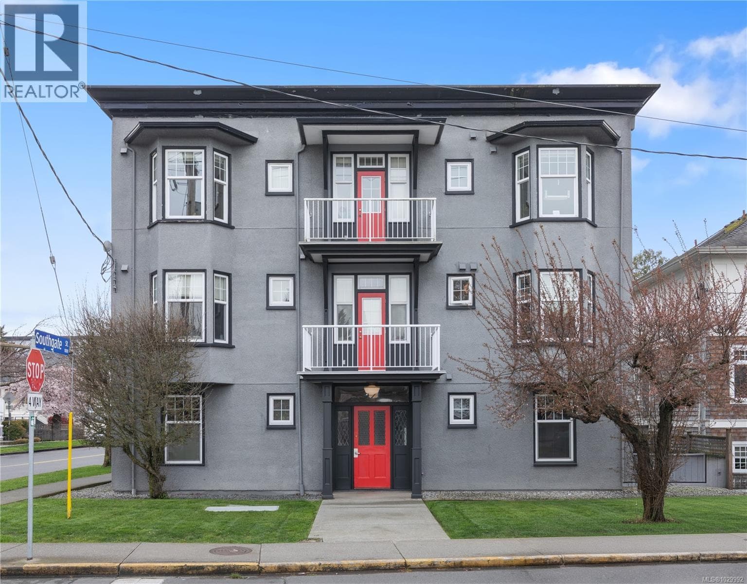 421 VANCOUVER STREET in Fairfield