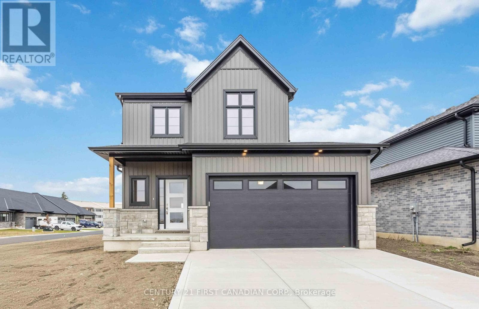 9 POSTMA CRESCENT in