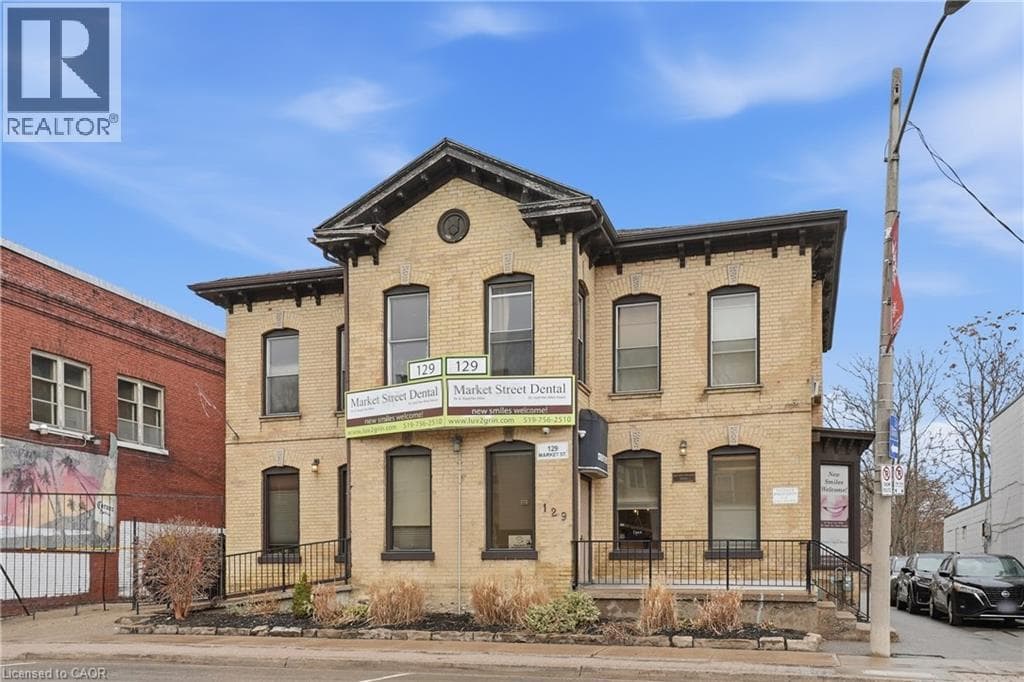 129-131 MARKET Street in