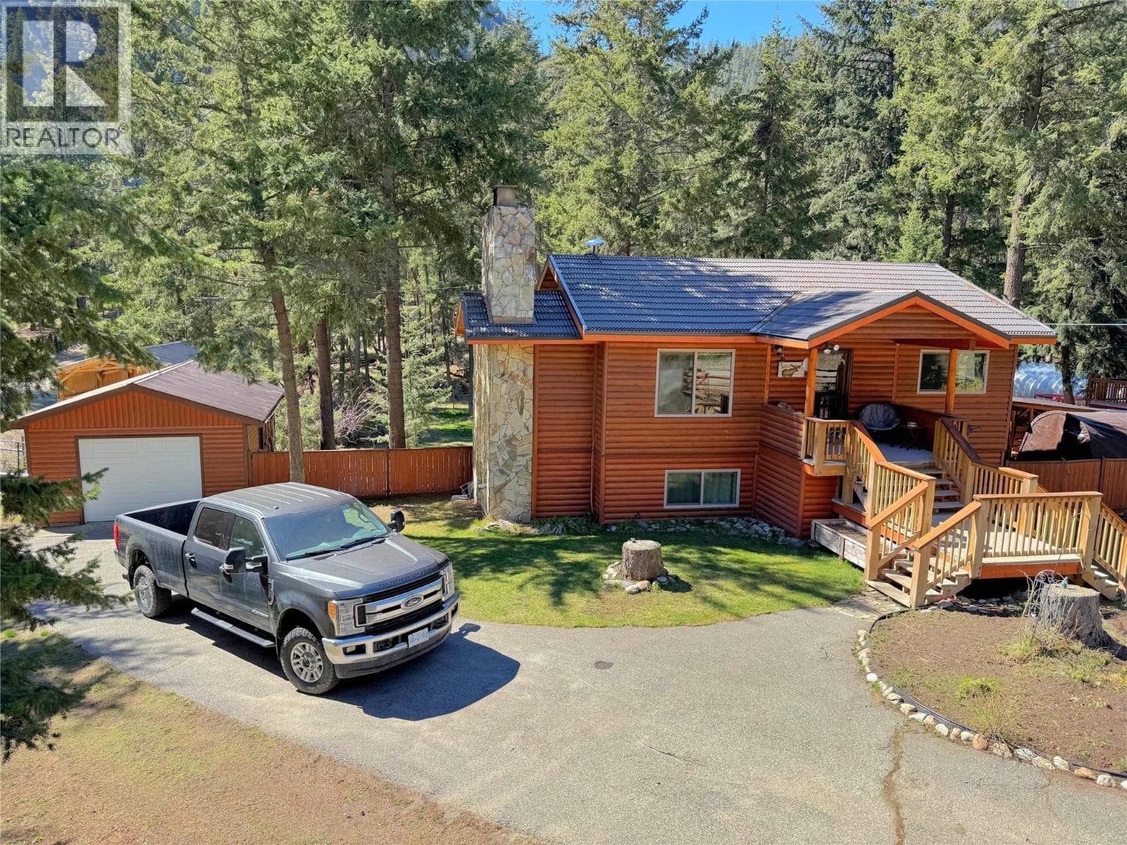 2255 Old Hedley Road in