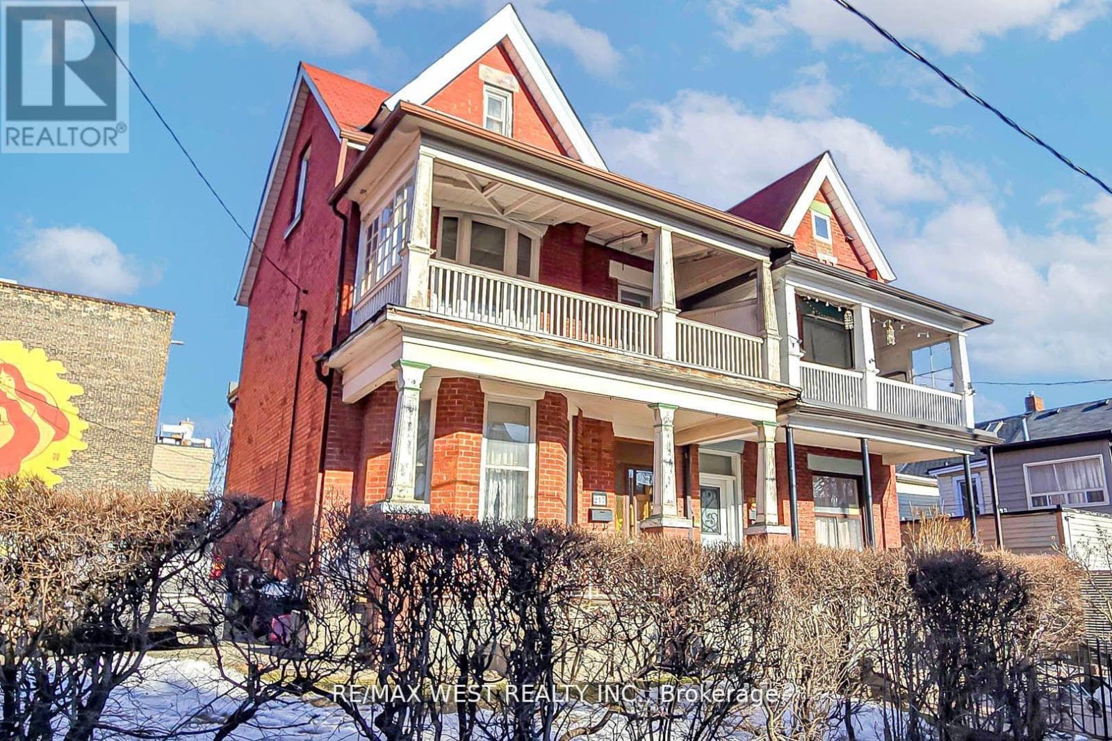 217 GLADSTONE AVENUE in Little Portugal