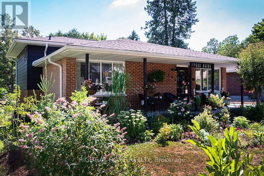 144 CANTERBURY STREET in