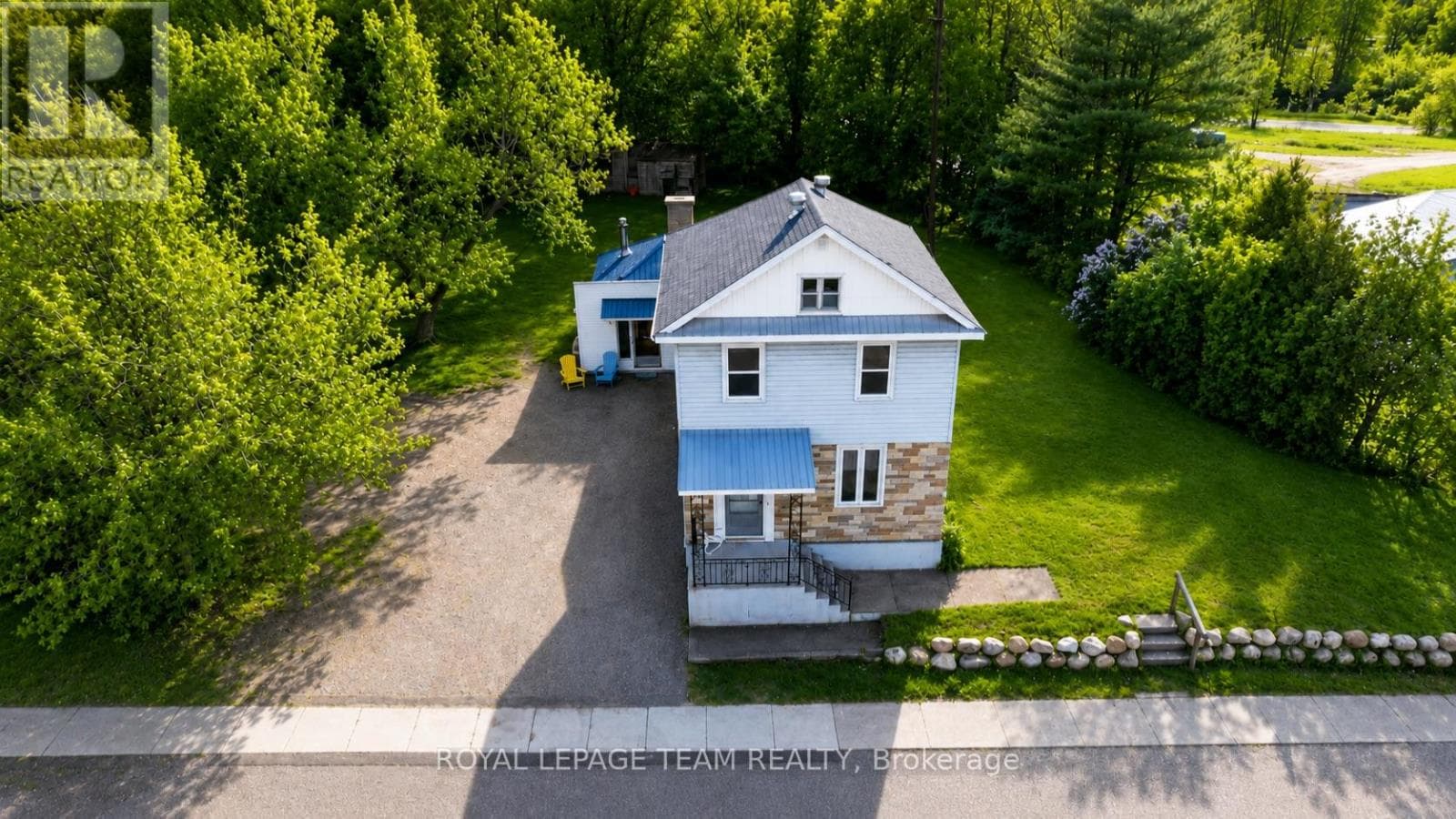 190 QUEEN STREET in