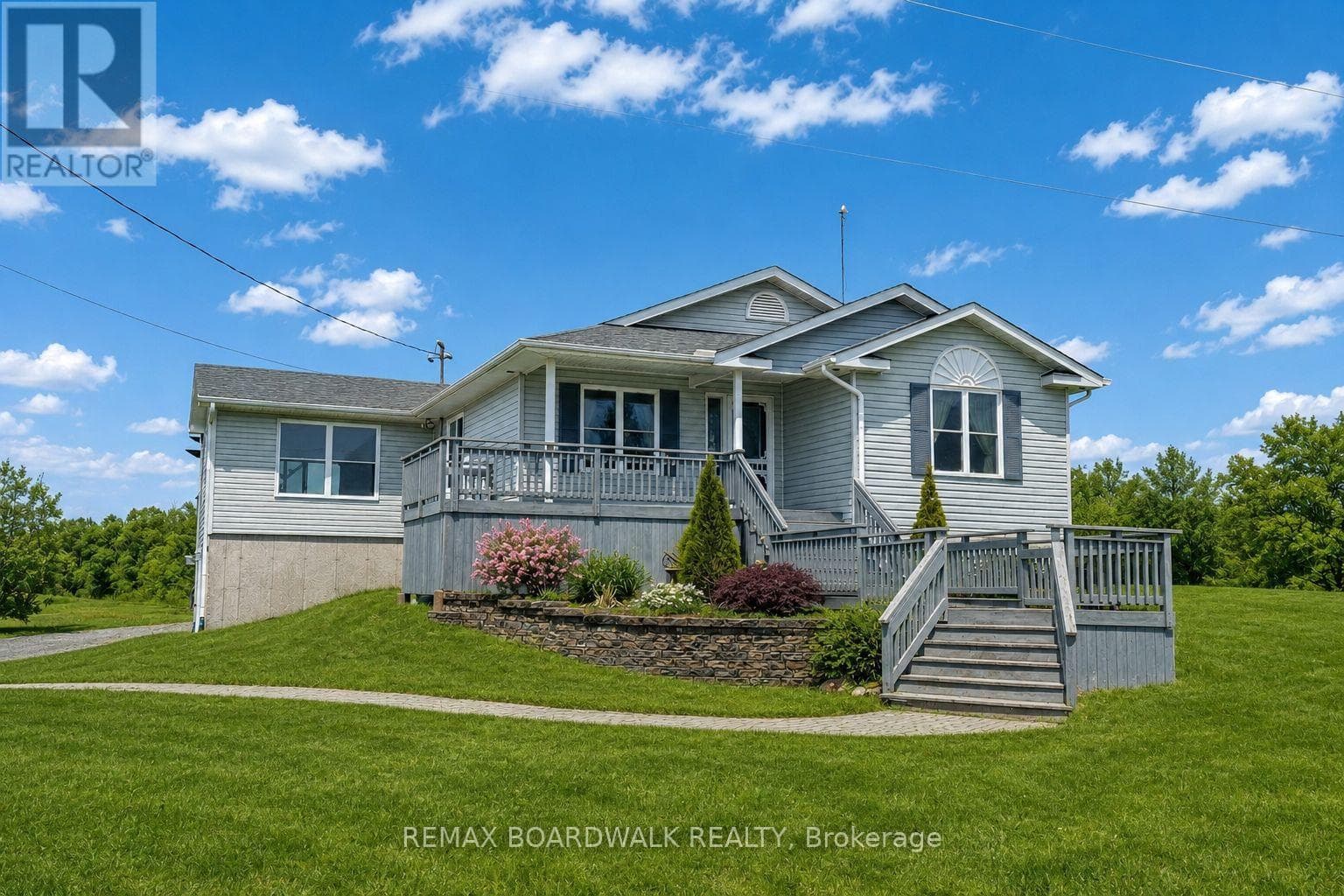 1918 ROSEDALE ROAD N in