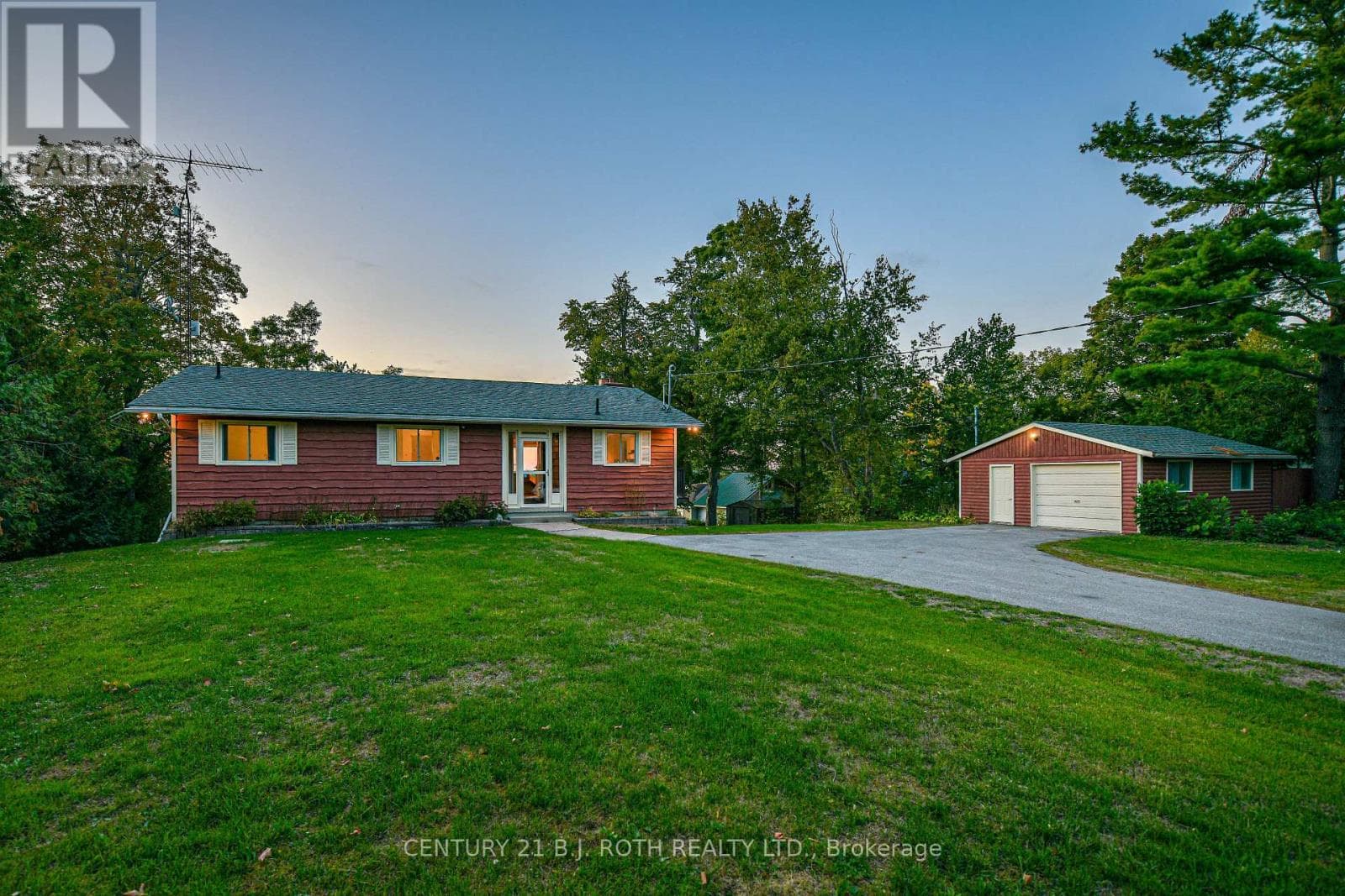 71 CAMPBELL BEACH ROAD in Carden