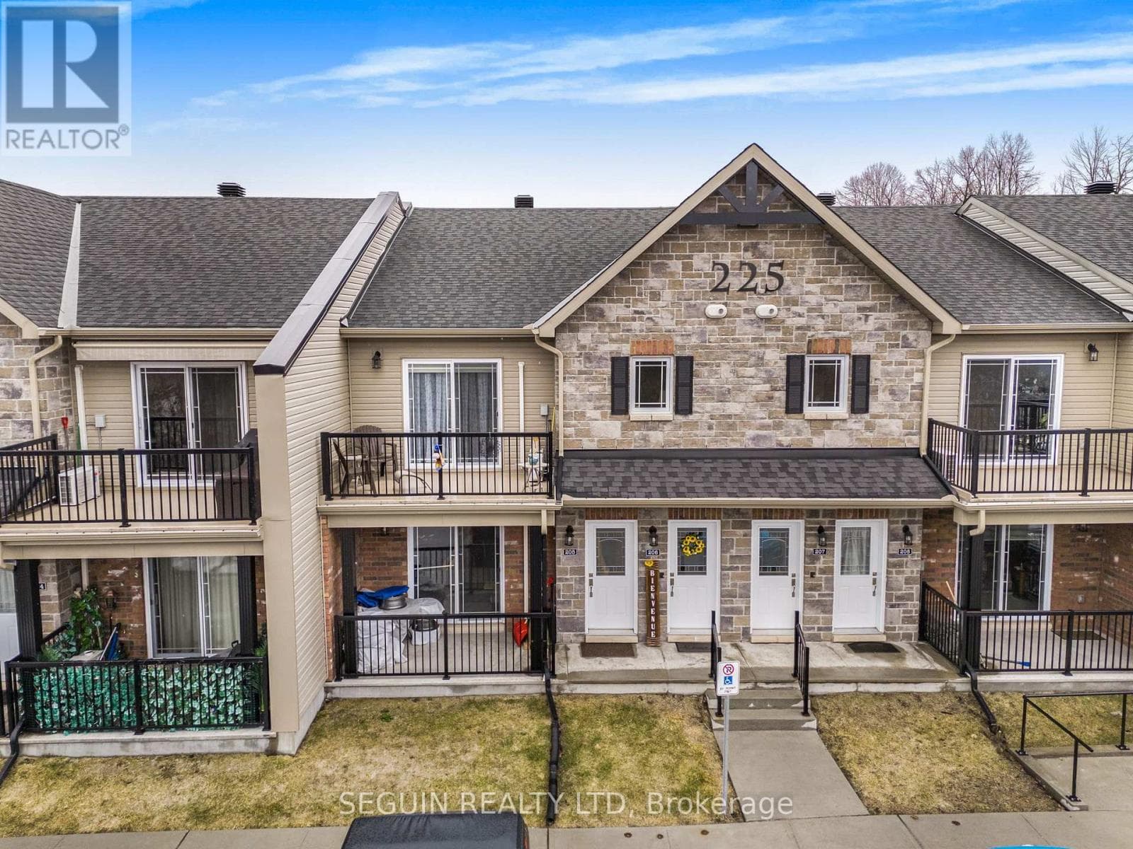 205 - 225 SPENCE AVENUE in