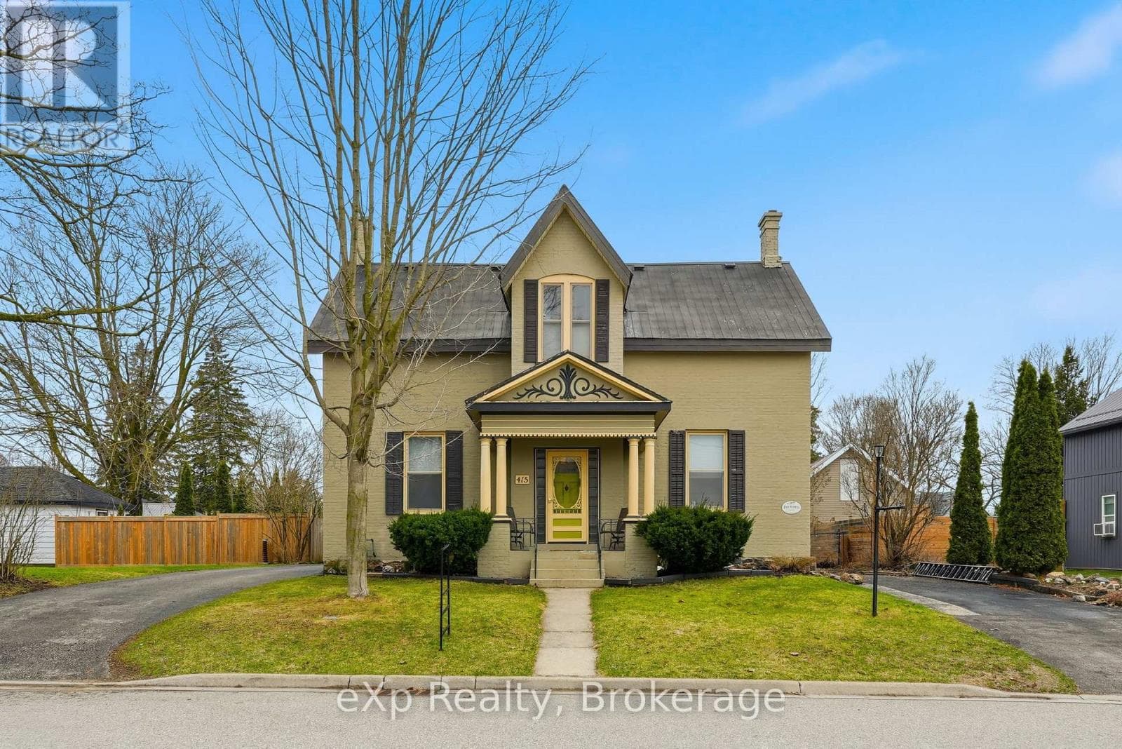 415 GIBSON STREET in
