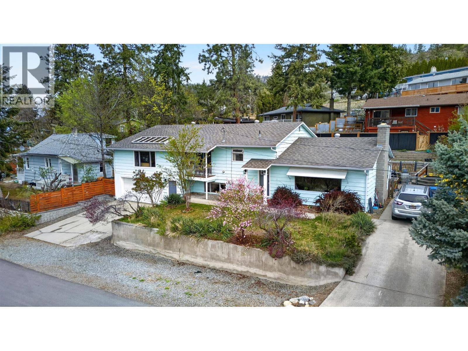 716 Mosley Place in