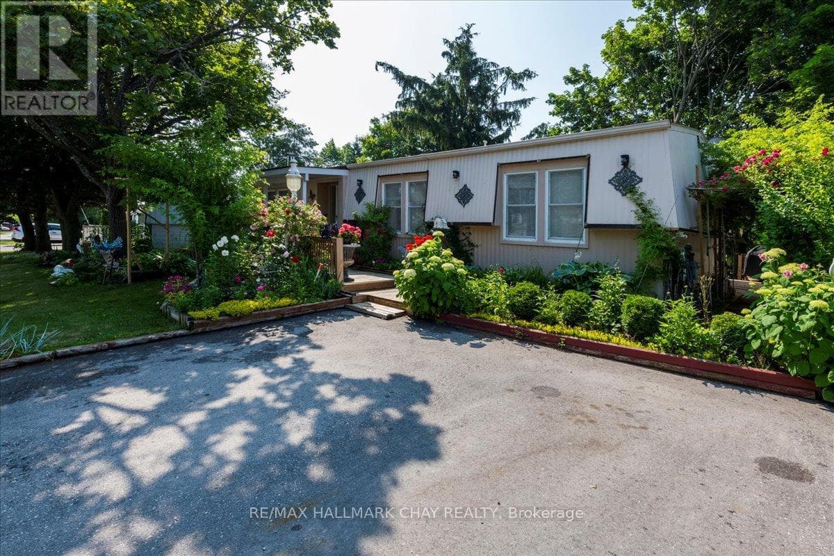 43 LINDEN LANE in