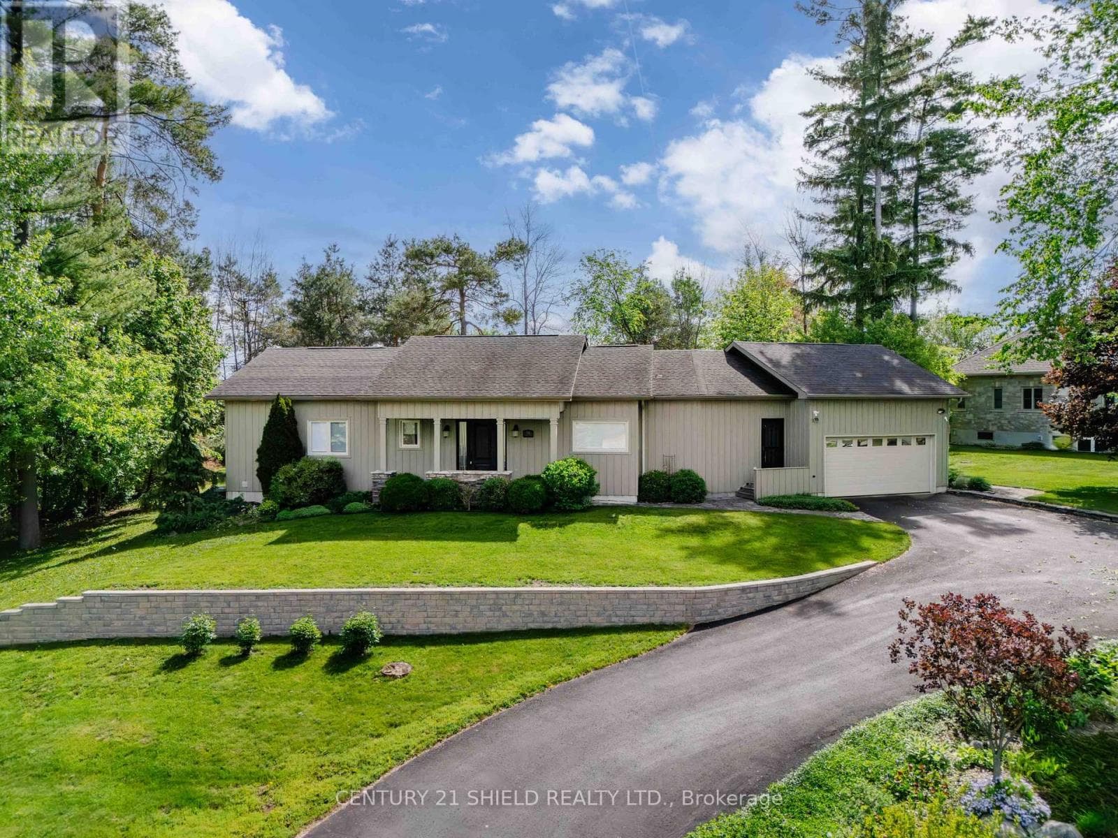 1 FOREST HILL ROAD in