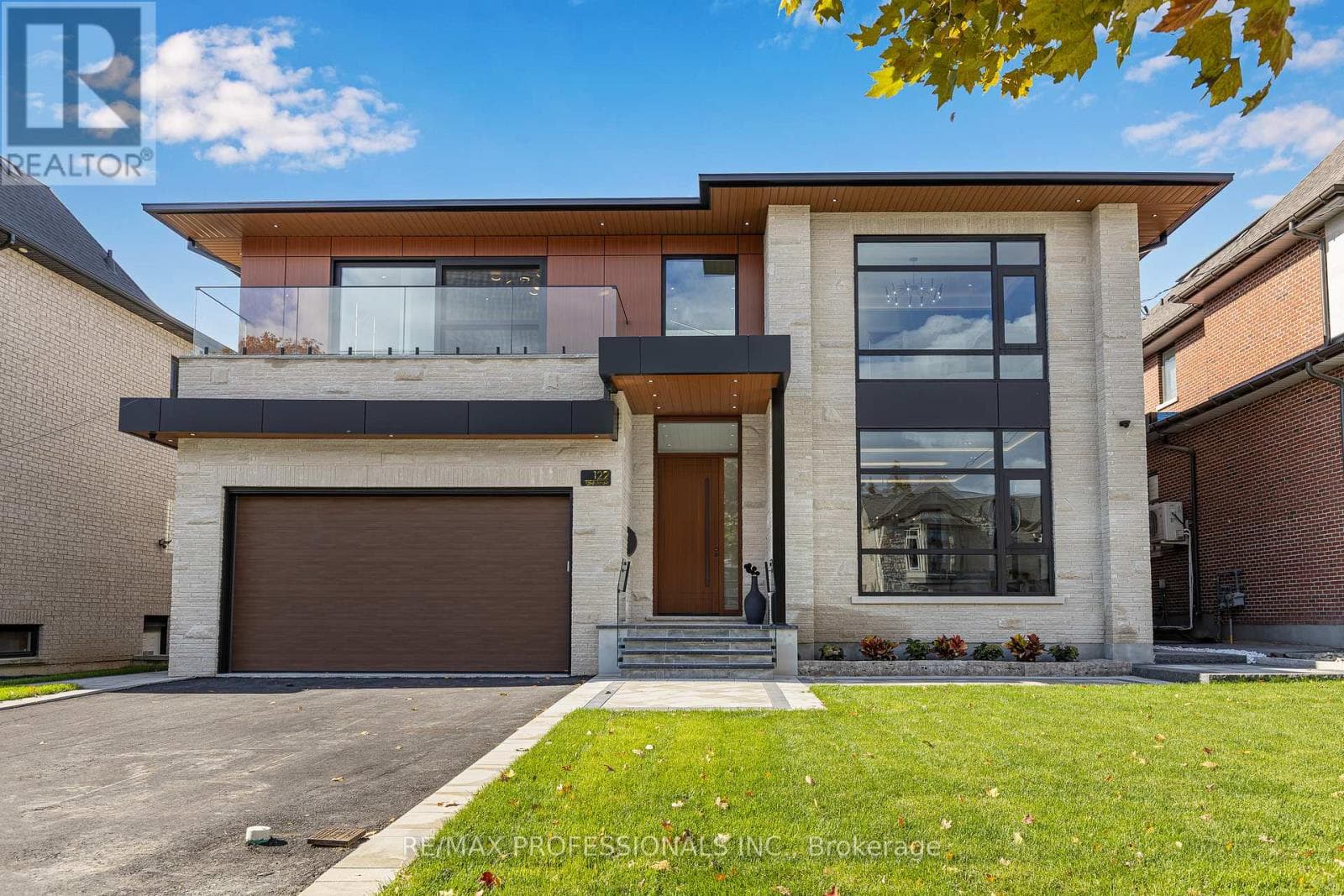 122 ASHBOURNE DRIVE in Islington