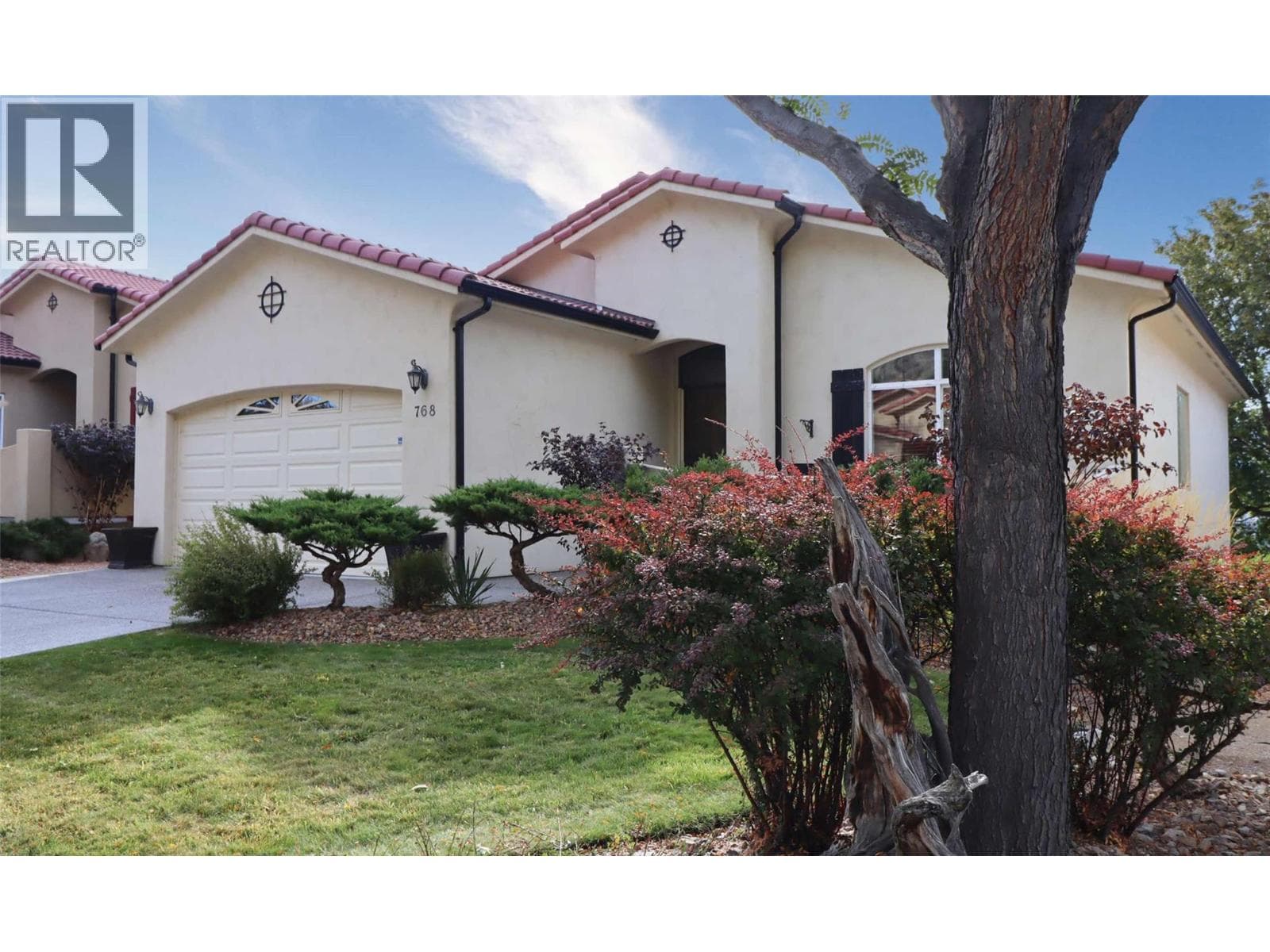 768 Rosewood Crescent in