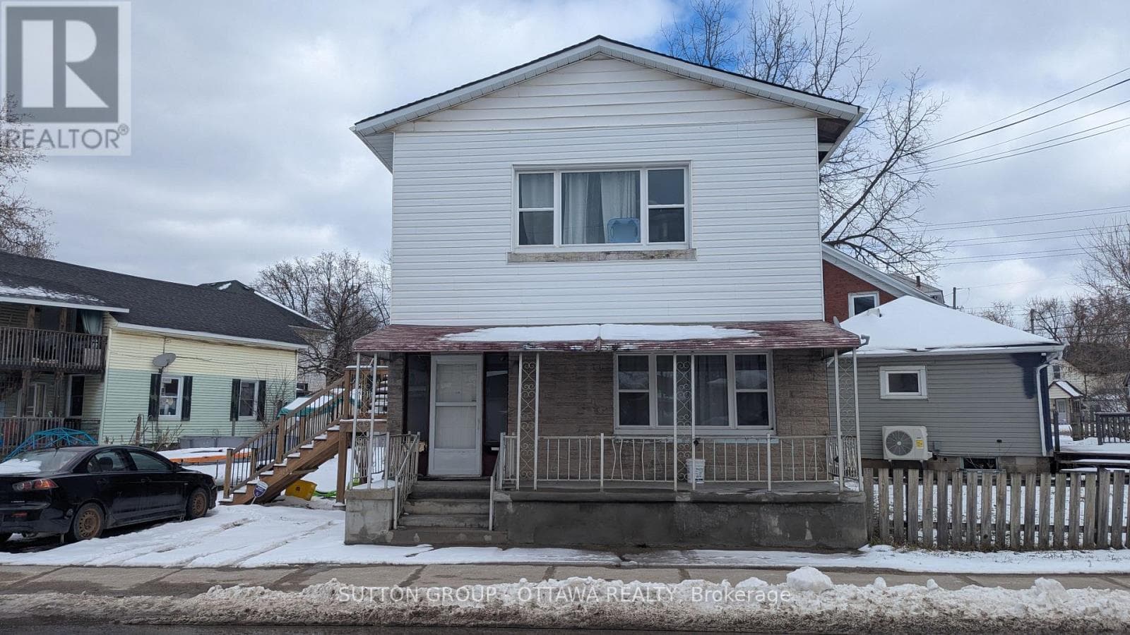 137 BECKWITH STREET N in