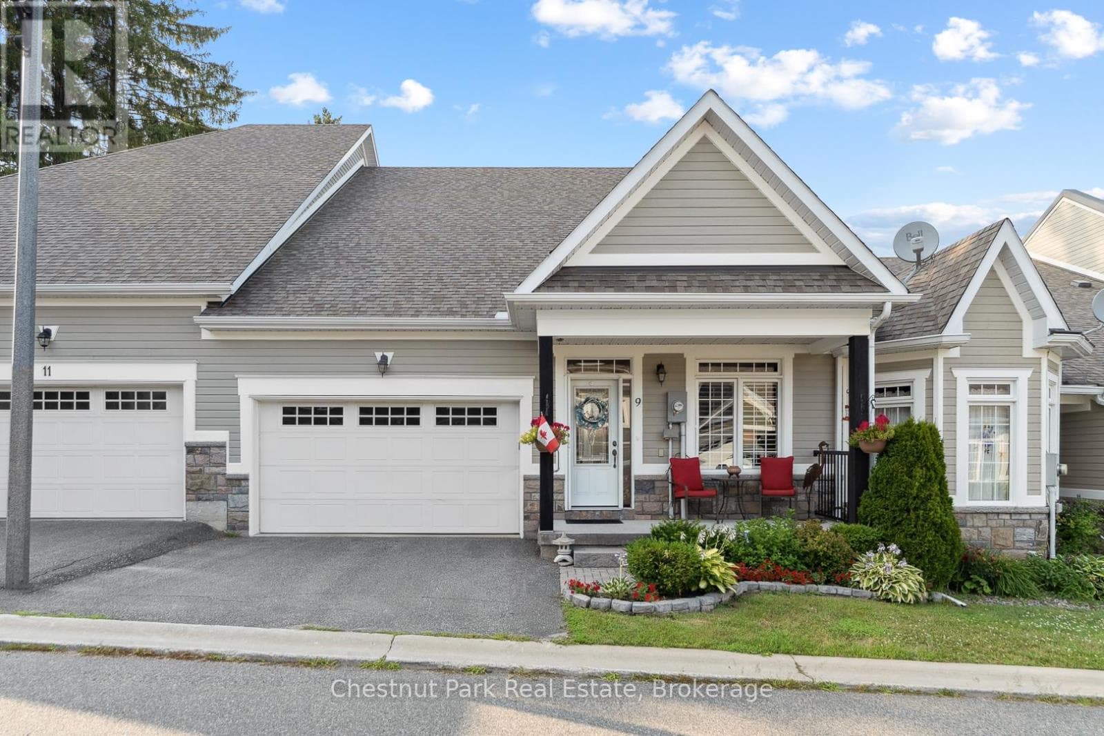 9 STORMONT COURT in