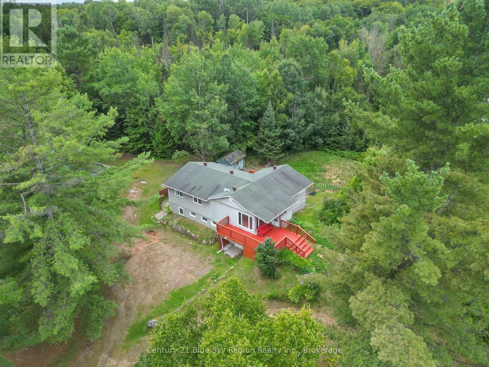 525 MAPLE ROAD in