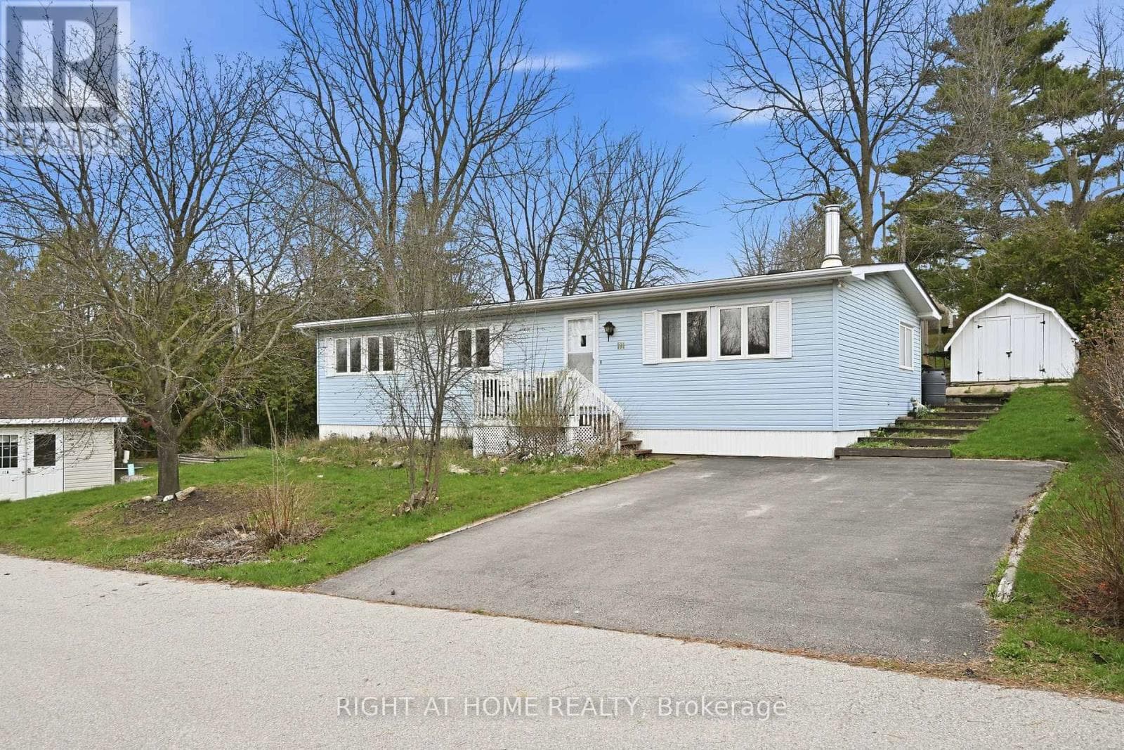 1294 8TH CONCESSION Road Unit# 131 in 1100