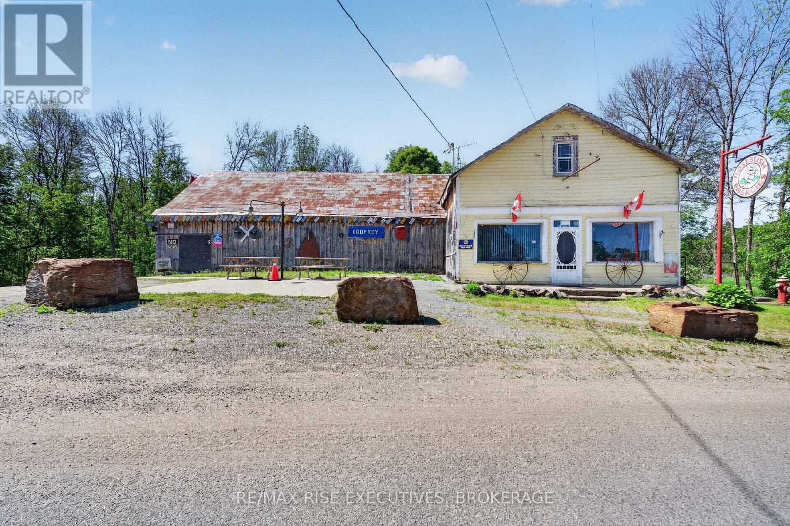 16 WESTPORT ROAD in