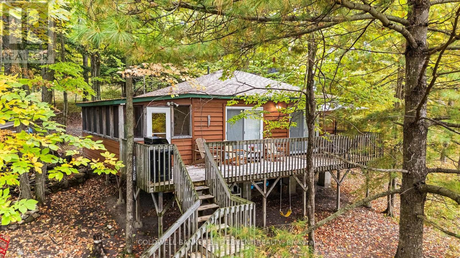 120 UPPER LAKE LANE in