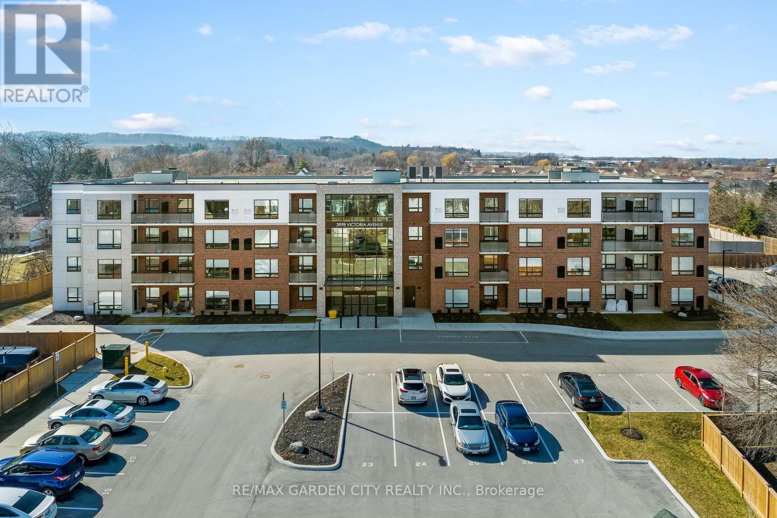 3998 VICTORIA Avenue Unit# 105 in
