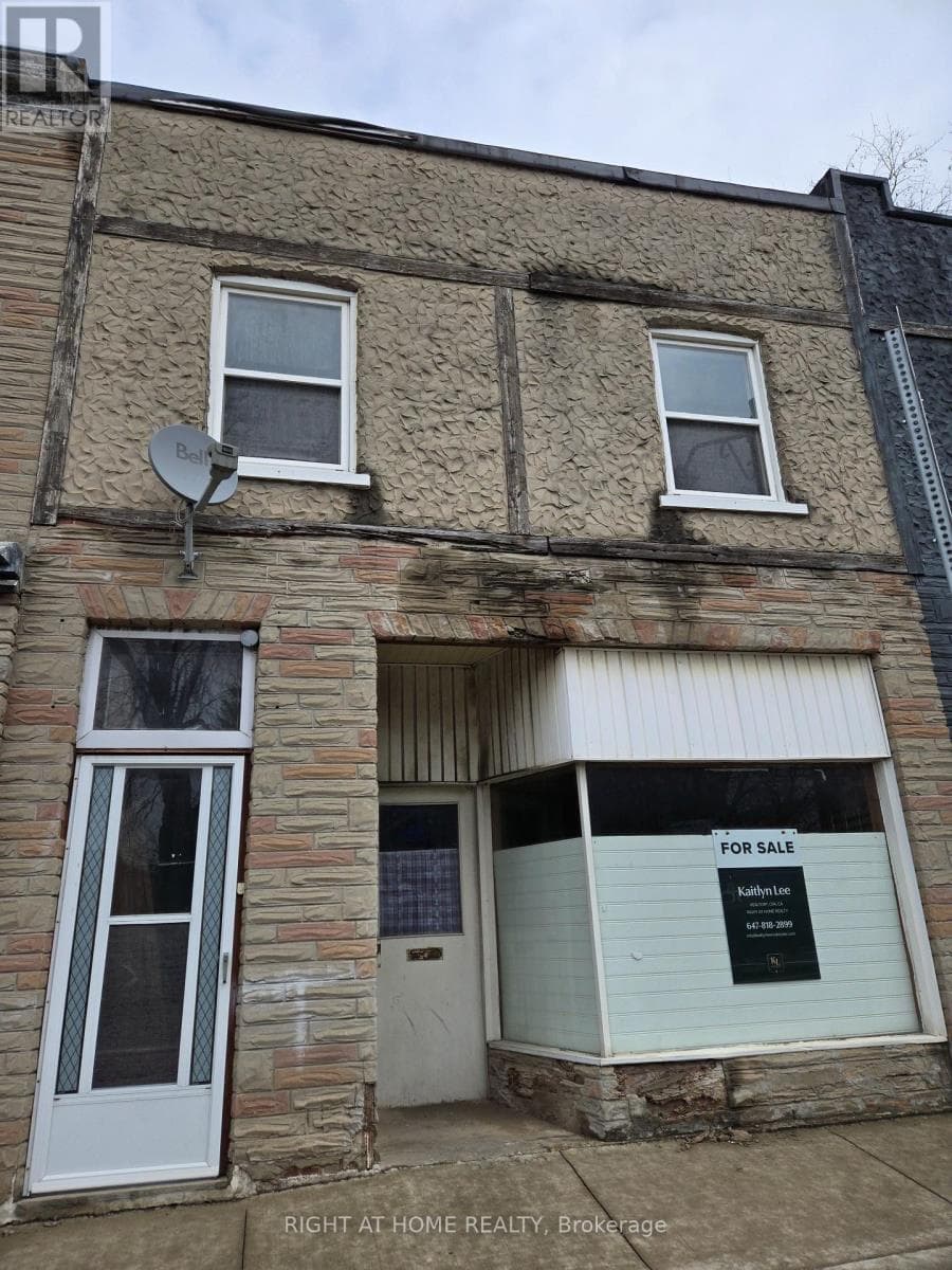 453 & 455 KING STREET E in Central Preston