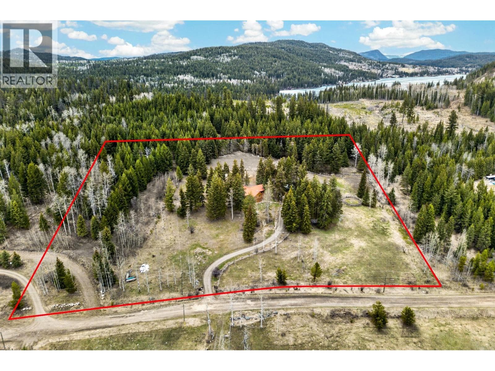 7471 CARIBOO CHALET ROAD in