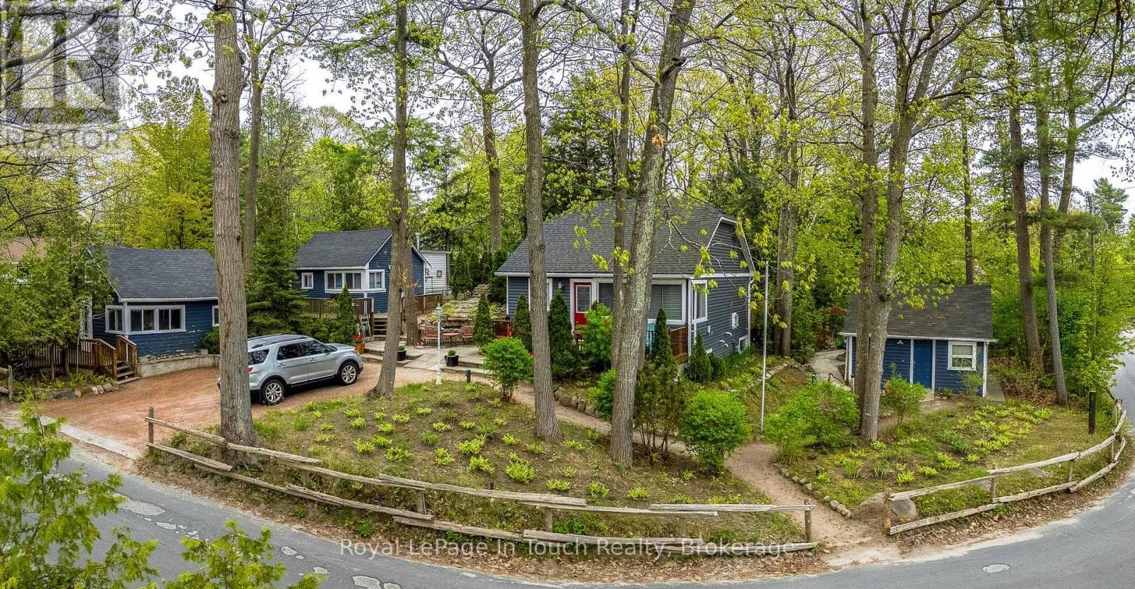 35 TINY BEACHES ROAD SOUTH in