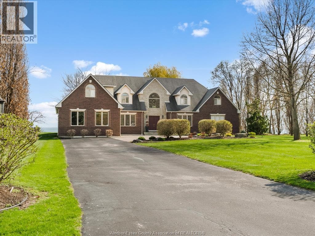 2055 HICKORY LANE in