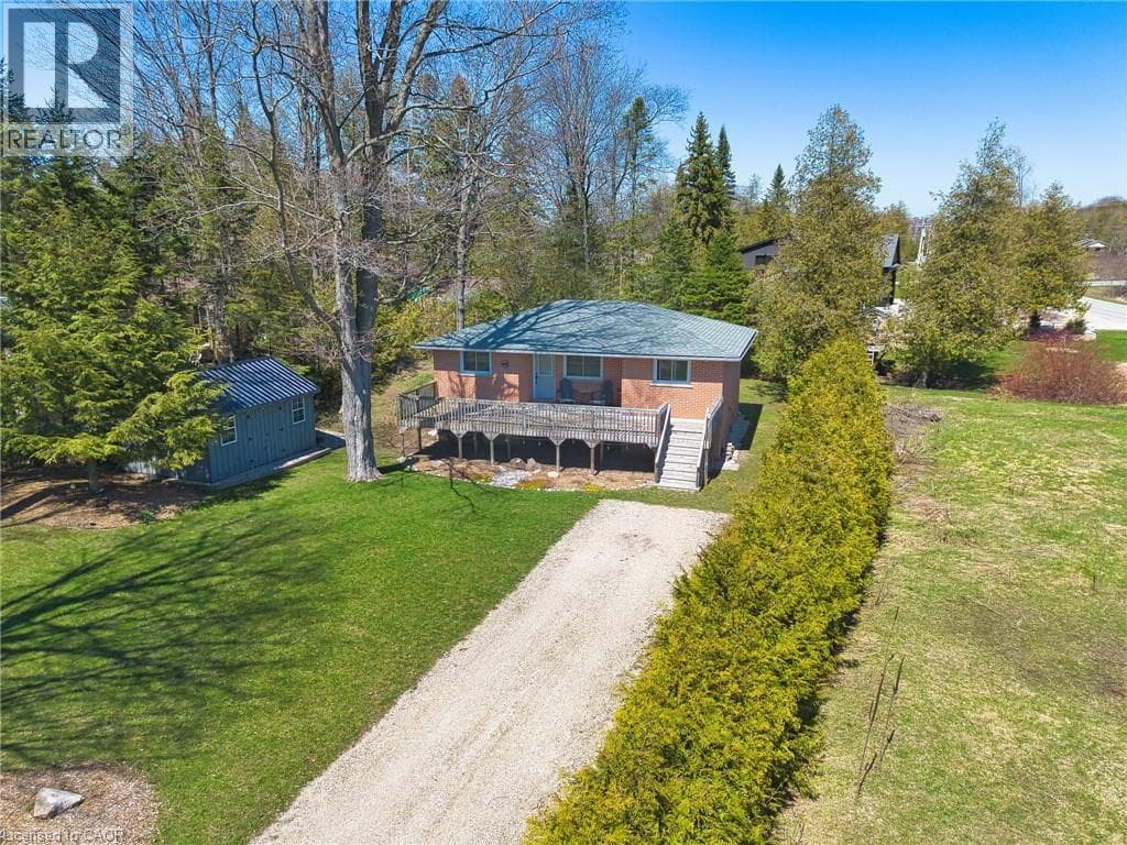 122 HEMLOCK STREET in