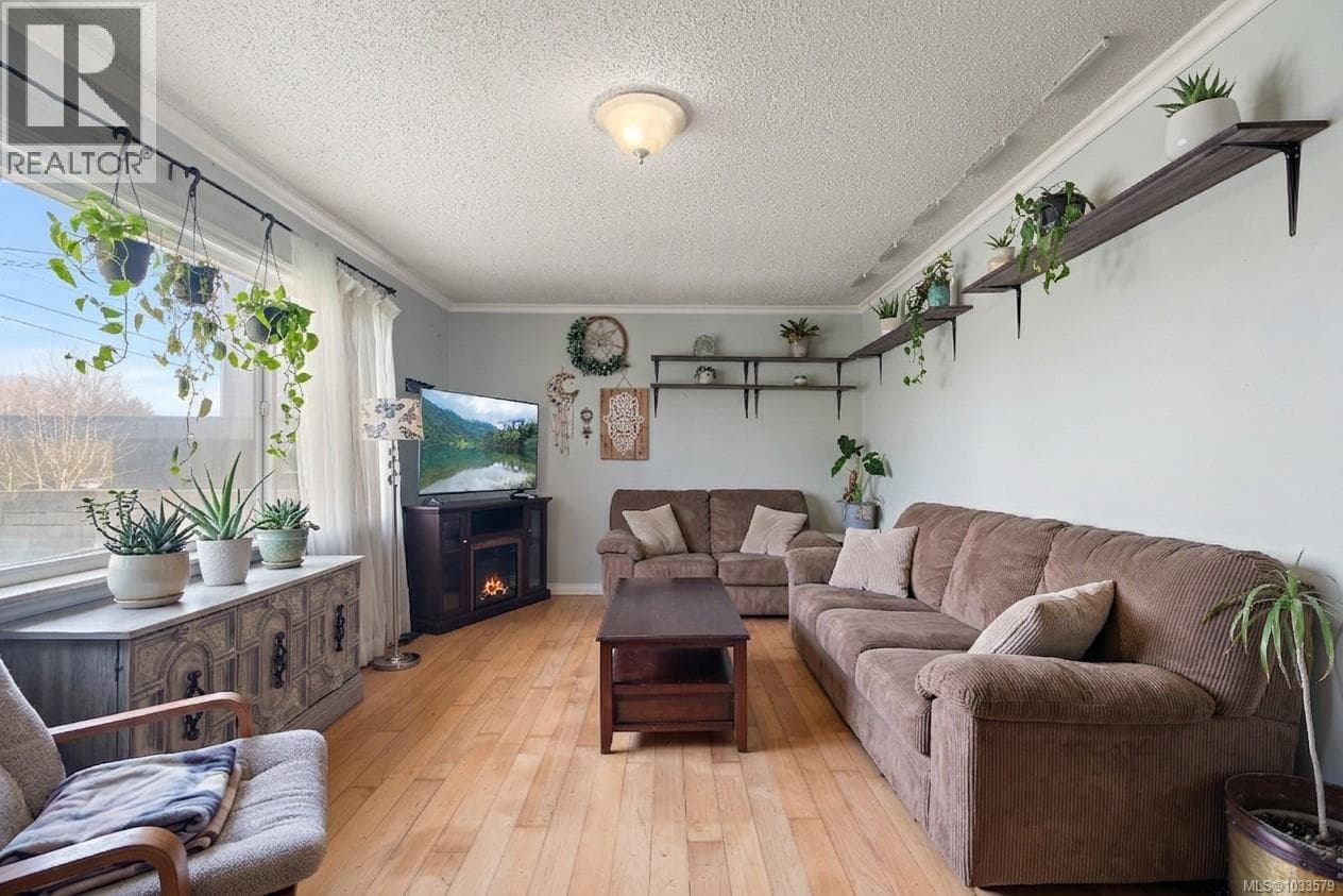 349 Hilchey Rd in