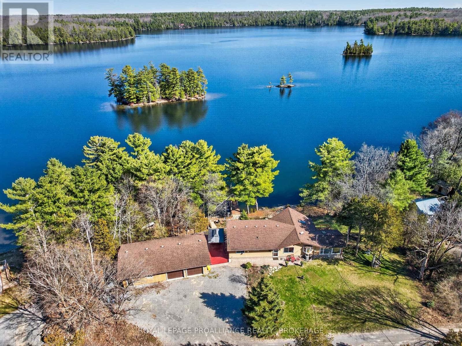 3037 HILLTOP LANE in