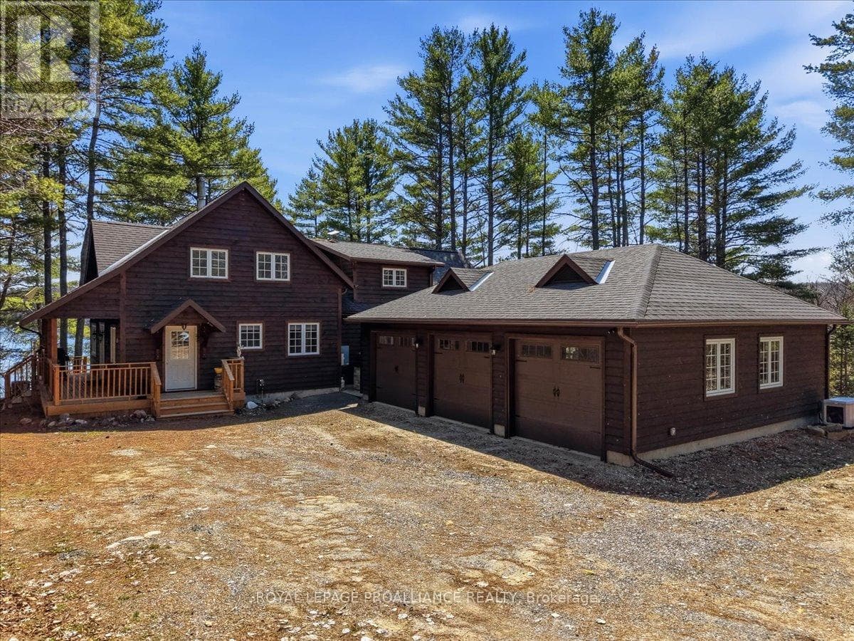 1421 TURTLE LAKE LANE in