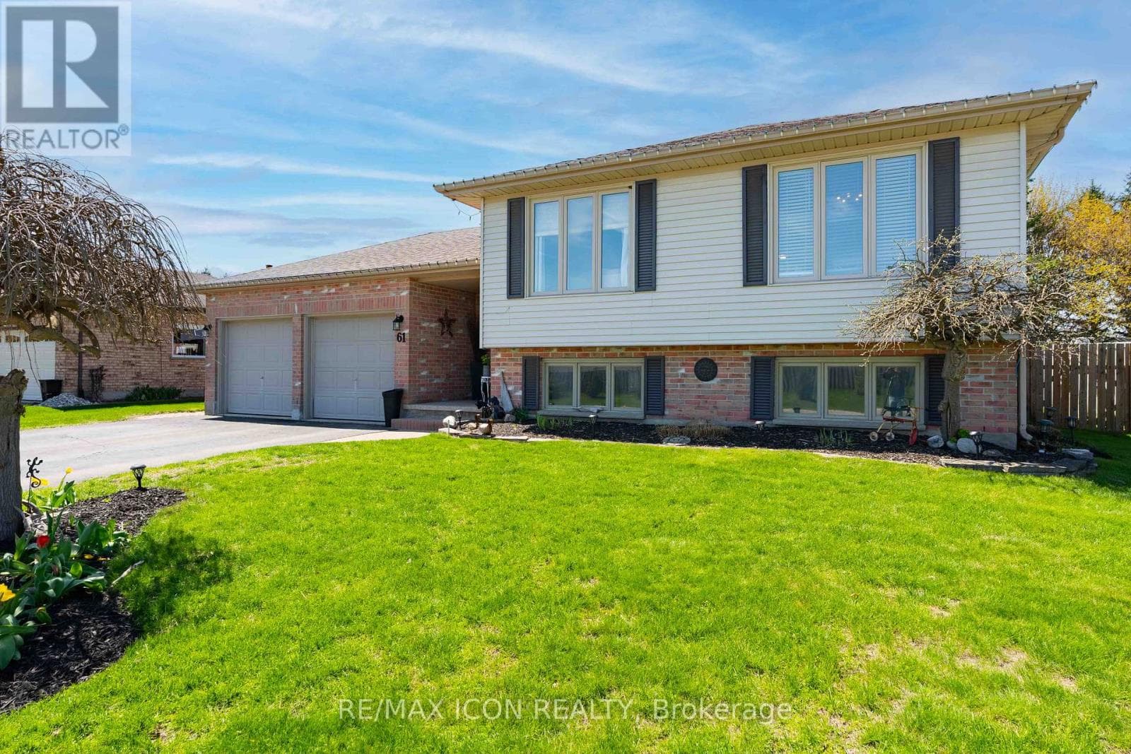 61 CARLETON COURT in