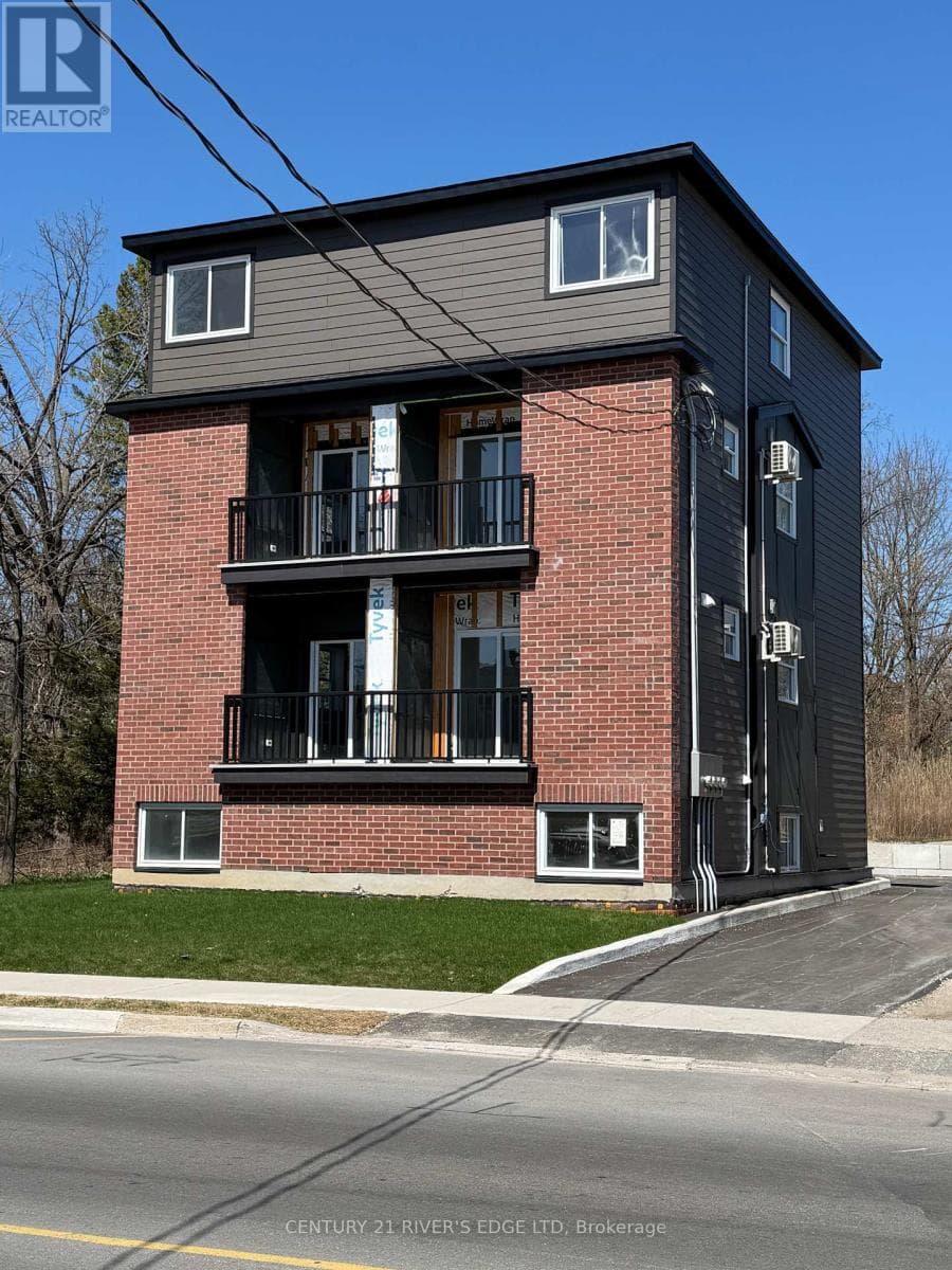 131 GORE STREET EAST in