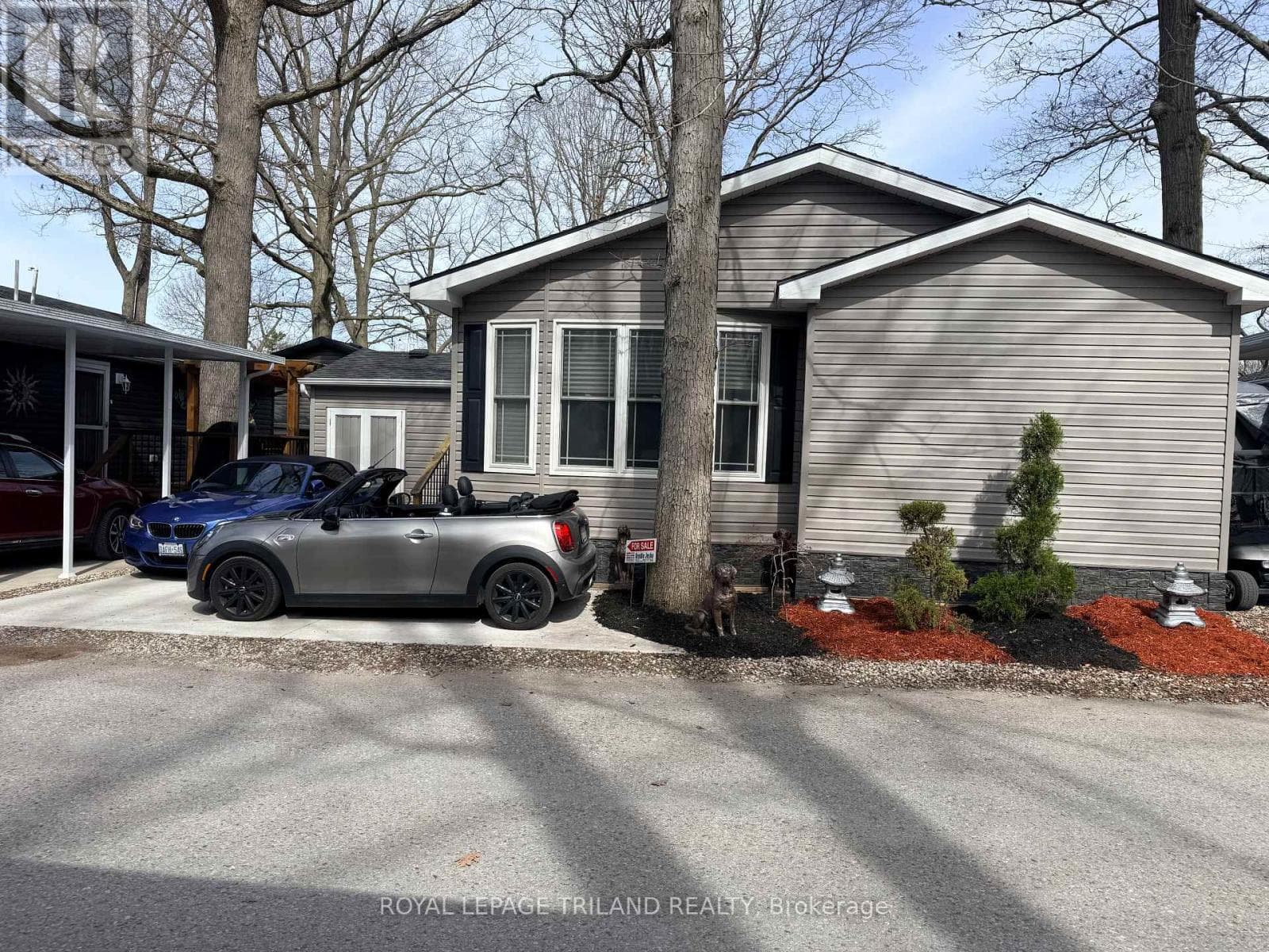 56 - 22790 AMIENS ROAD in