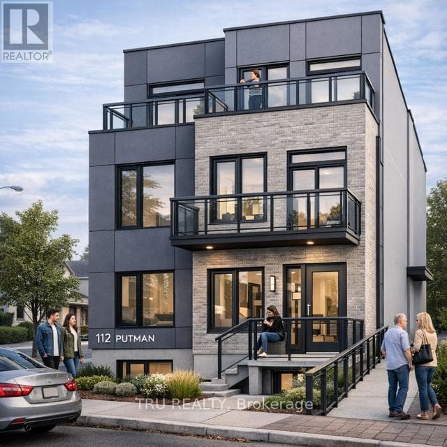 102 PUTMAN AVENUE in NEW EDINBURGH