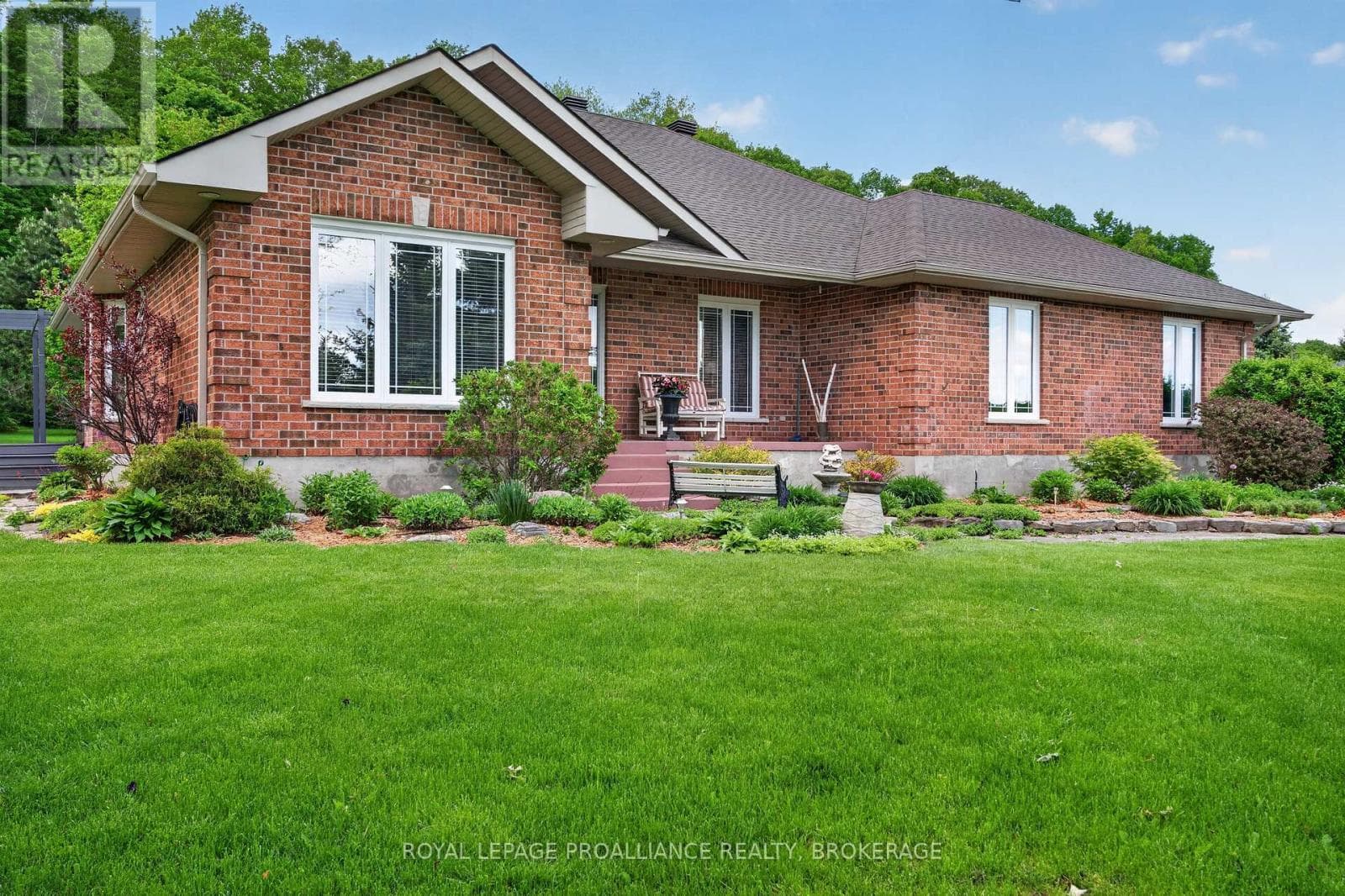 3920 MIDDLE WOODLAND DRIVE in